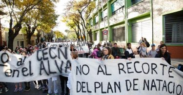 Abrazo a la escuela Álvarez Thomas