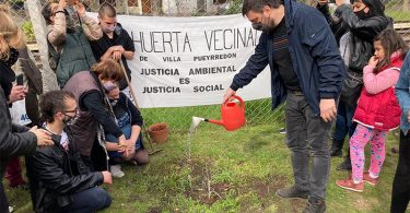 Leandro Santoro en la Huerta Vecinal