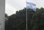 Bandera en el Barrio 17 de Octubre