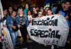 Docentes y familias de la Escuela 21